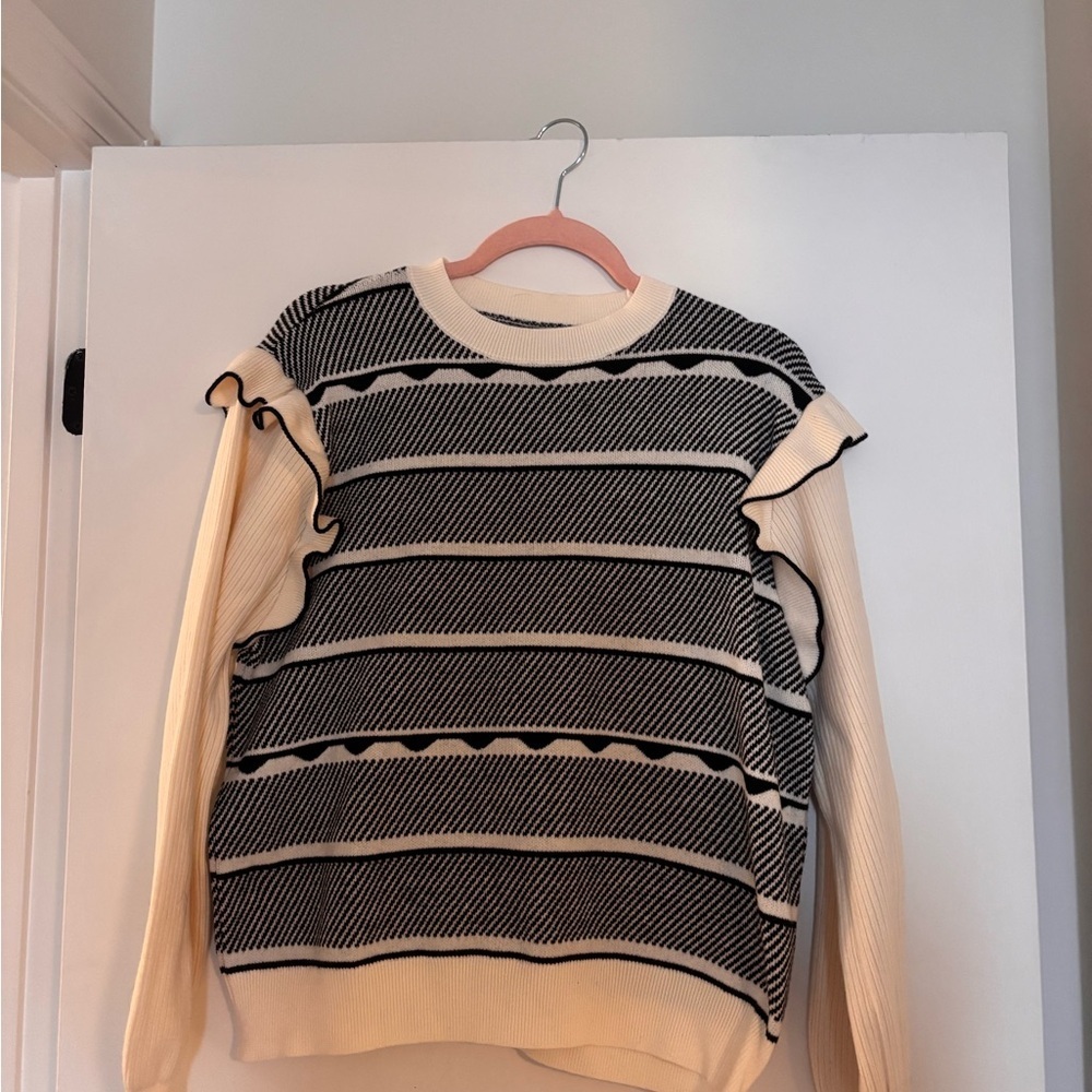 Plus Size 1XL Black Cream Striped Ruffle Sweater Cozy Fall Knit Pullover